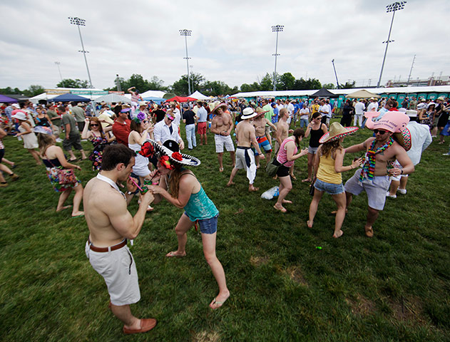Kentucky Derby: Party in the infield