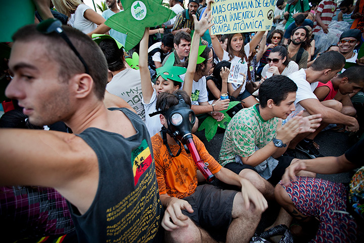 Supermoon: Protesters march for legalization of marijuana in Rio de Janeiro, Brazil