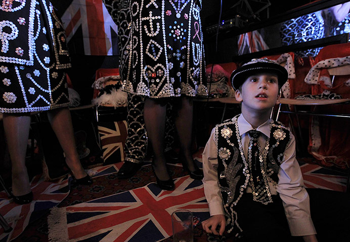 Pearly King and Queen : Pearly King and Queen