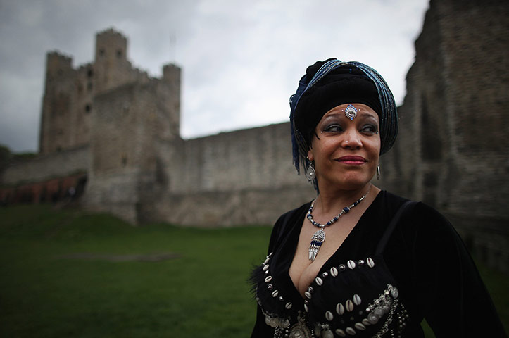 chimney festival: Dee Mutton from the Tribal Banchees dance troupe 