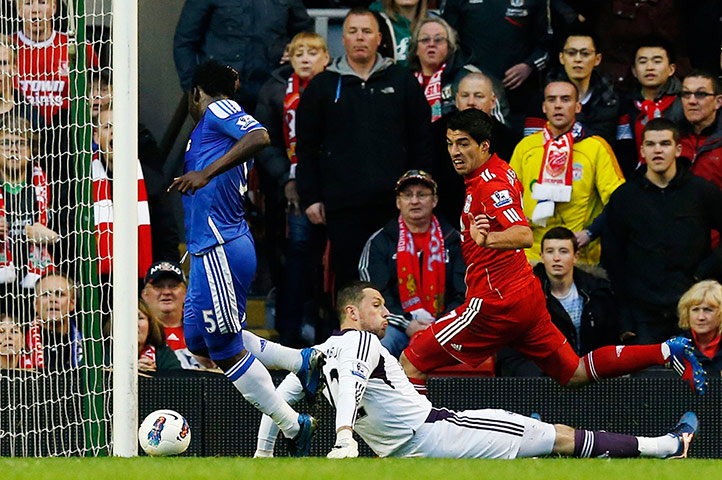Liverpool v Chelsea: Chelsea's Essien scores an own goal