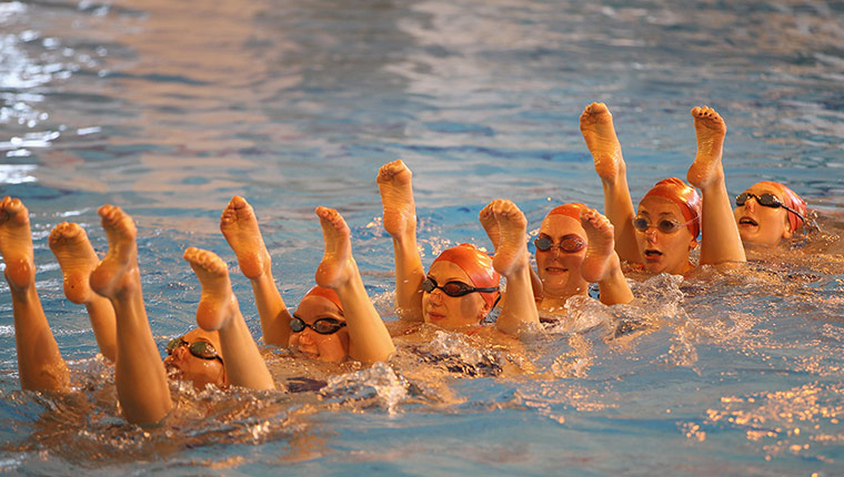 24 hours in pictures:  Synchronised Swimming Athletes Named in Team GB