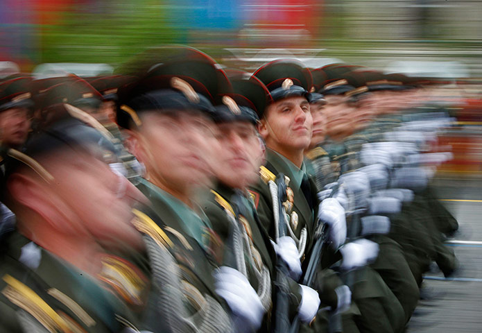 Victory Day in Russia: Russian soldiers march in Red Square
