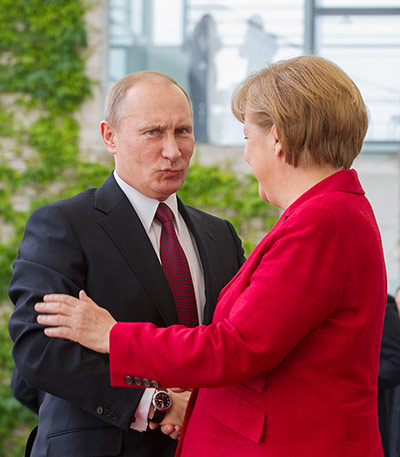 Picture desk live: German Chancellor Merkel welcomes Russian President Putin in Berlin