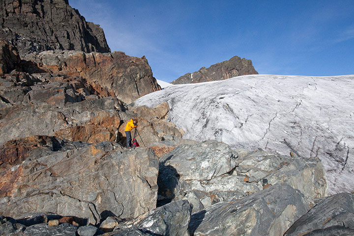 Rwenzori mountains: on the border between Uganda and the Democratic Republic of the Congo