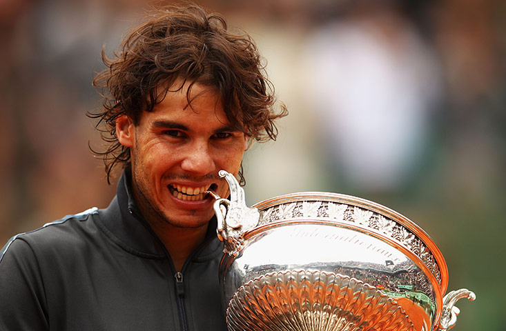 tennis final: Nadal and trophy