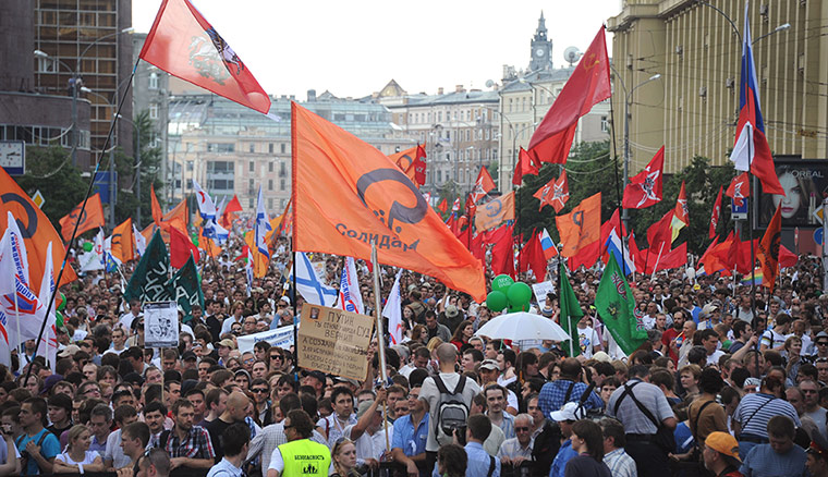 Picture desk live: Opposition activists rally in Moscow