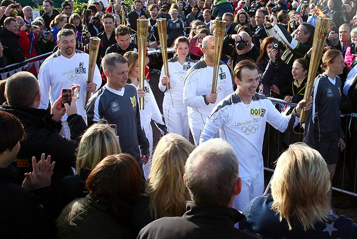 Olympic torch day 25 : Olympic torch day 25 