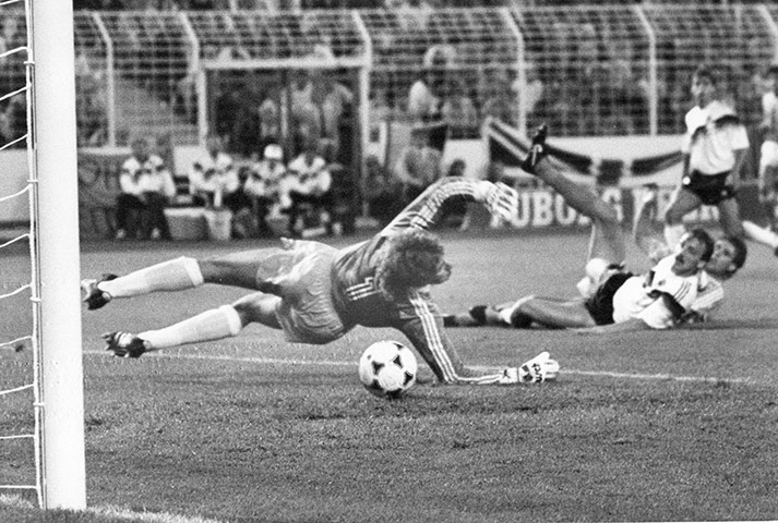 Holland v Germany: 88 sport