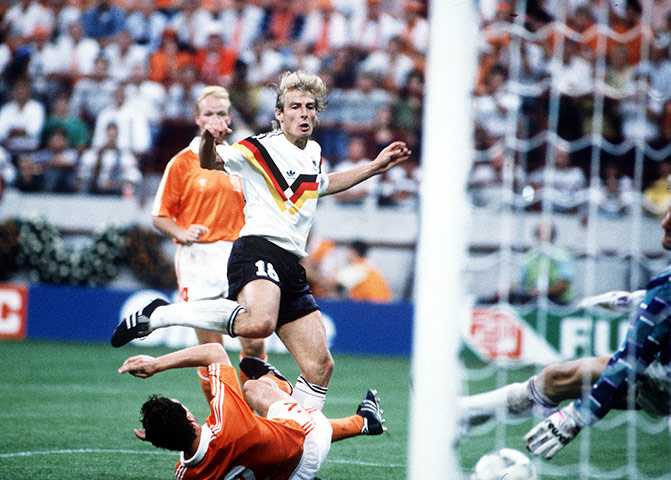 Holland v Germany: 90 World Cup Finals. Second Phase