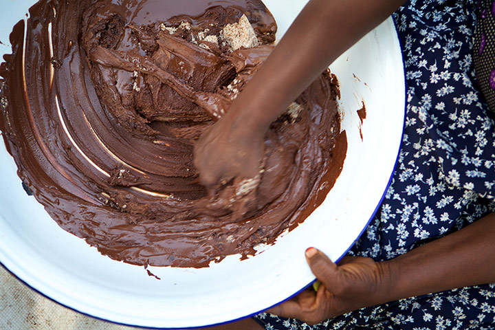 Body shop shea butter: Lily Cole's Visit to Ghana