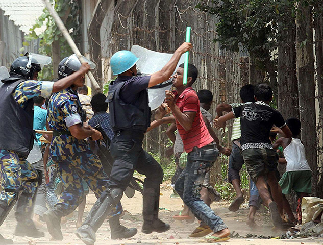 Picture Desk Live: Garment workers protest over wages, Dhaka, Bangladesh - 14 Jun 2012