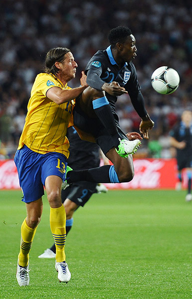 sporty: Sweden v England - Group D: UEFA EURO 2012