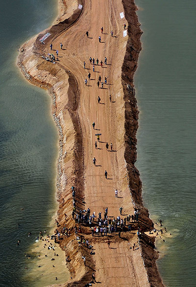 24 Hours: Brazil's Belo Monte Dam Project To Displace Thousands in Amazon