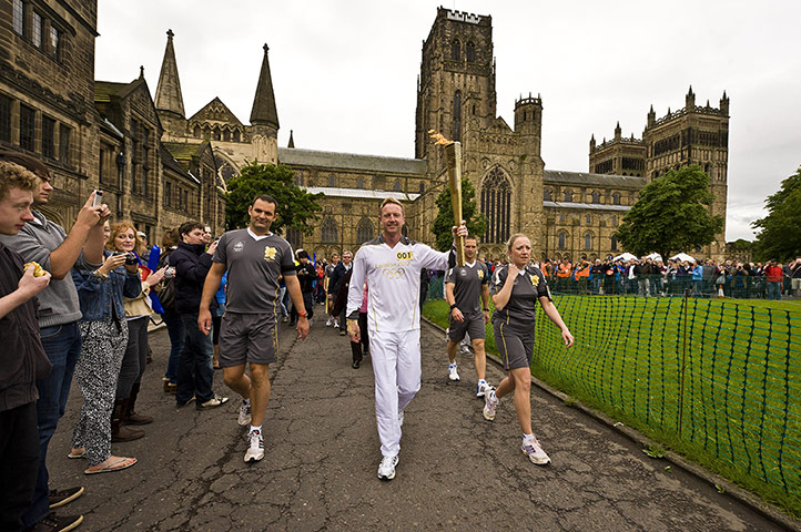 Olympic torch day 30 : Olympic torch day 30 