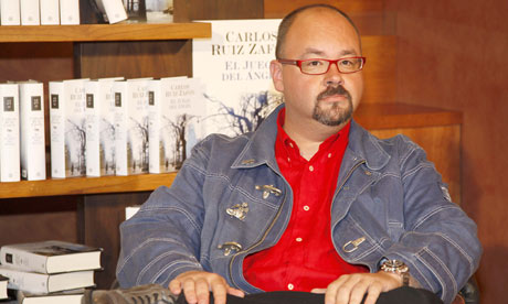 Carlos Ruiz Zafon Promoting his Book 'El Juego Del Angel', Barcelona, Spain - 16 Apr 2008