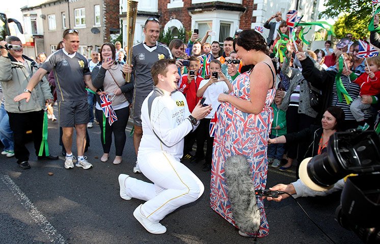 Olympic torch relay 31