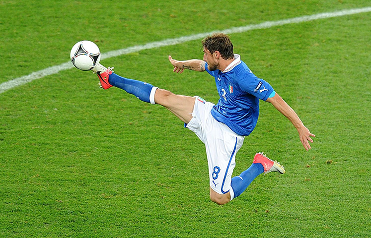 spain game: Claudio Marchisio acrobatically brings the ball under control