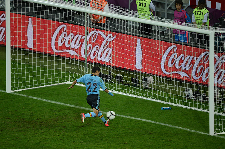 spain game: Spain beat the Croatian offside trap