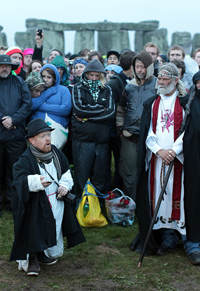 summer solstice: Revellers Celebrate Summer Solstice At Stonehenge