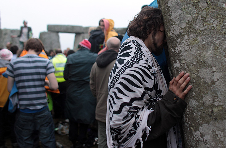 summer solstice: Revellers Celebrate Summer Solstice At Stonehenge