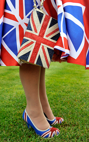 ladies day at ascot : lady in union jack attire