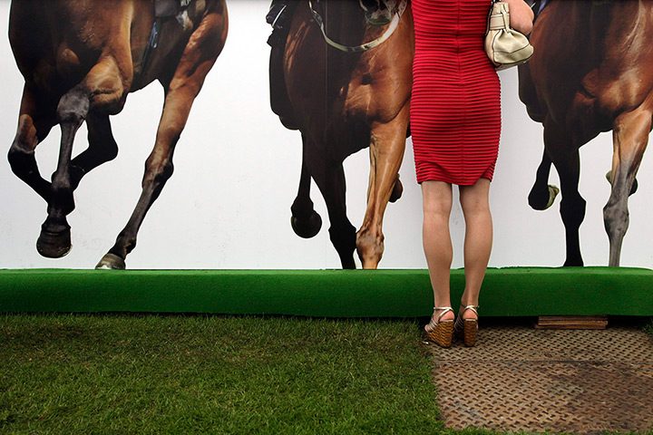 ladies day at ascot : A lady at the bar