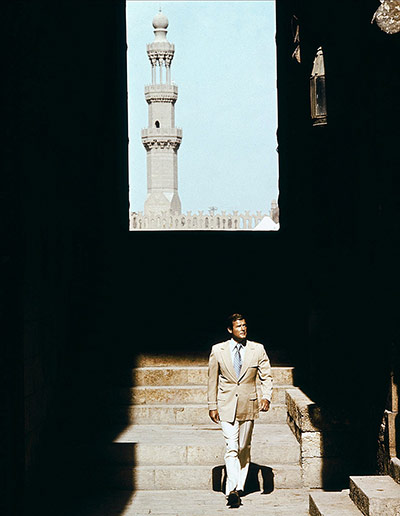 10 Bond Outfits: The Spy Who Loved Me, Roger Moore