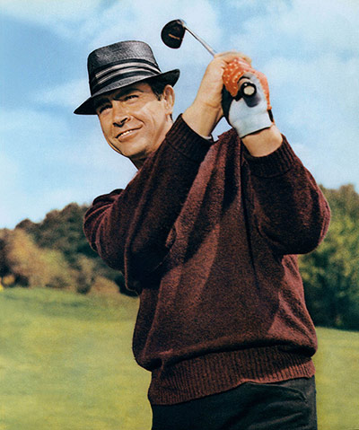 10 Bond Outfits: Goldfinger, Sean Connery