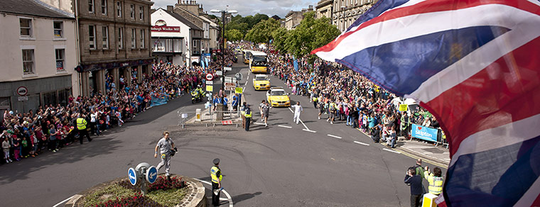 Olympic torch 37: Skipton
