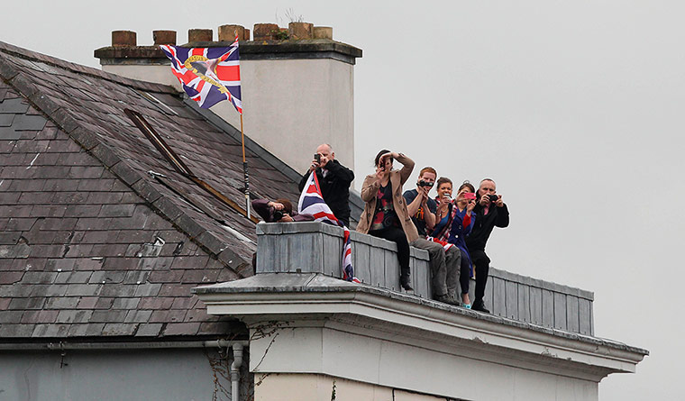 Queen: Royal visit to Northern Ireland 