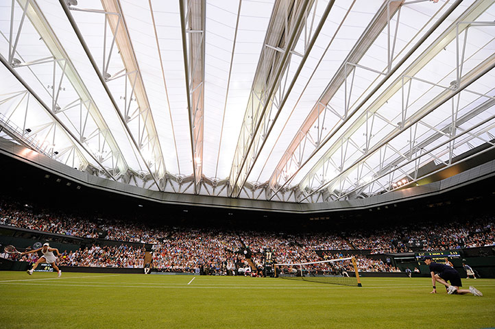 Day 3 Wimbledon: Centre Court roof closed at Wimbledon 2012