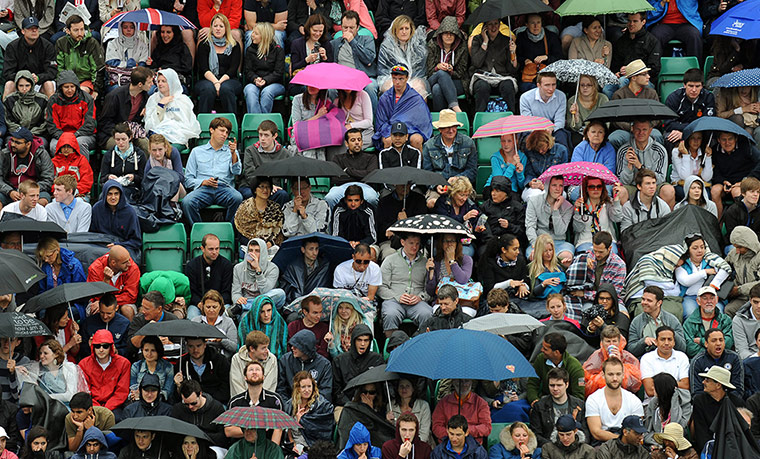 Pictured desk live update: Rain at Wimbledon 