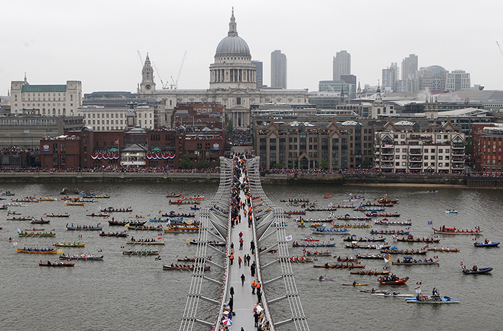 Jubilee Thames pageant: Diamond Jubilee River Pageant crosses St Paul's Catherdral