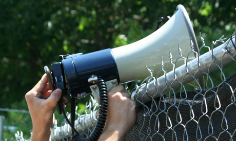 Bilderberg 2012: bullhorn disco