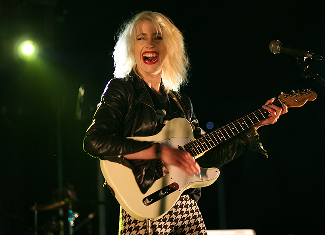 field day and apple cart : Beth Jeans Houghton