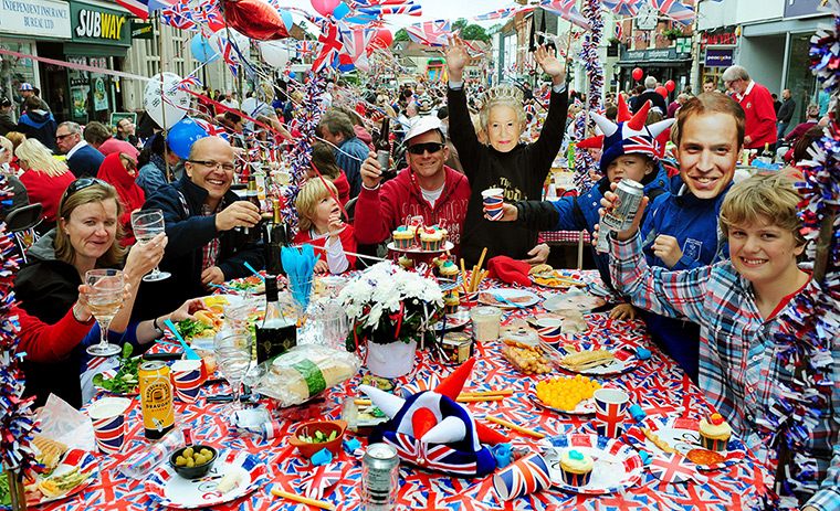 Diamond Jubilee day 2: A street party to commemorate at Ashby De La Zouch, Leicestershire