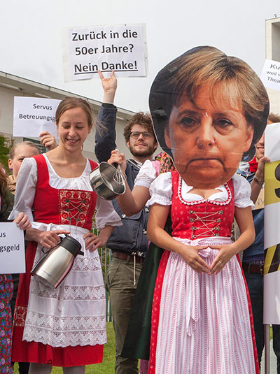 Picture Desk Live: Opposition party supporters protest outside Chancellery in Berlin 