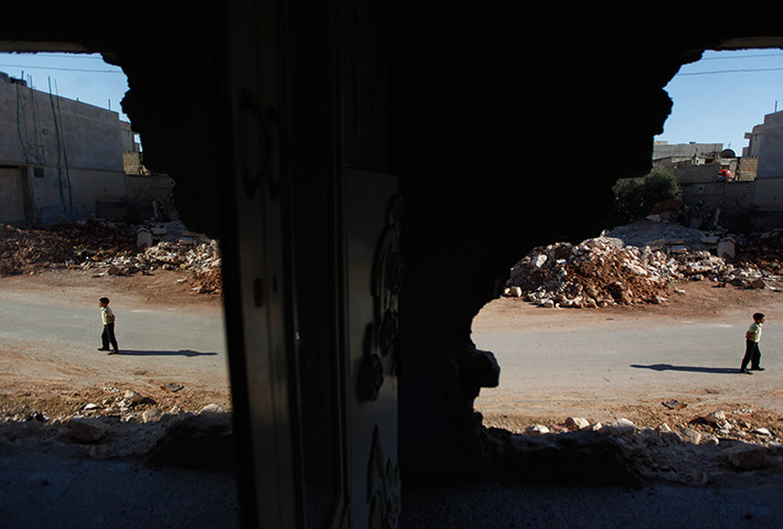 24 hours in pictures: houses destroyed in Taftanaz, Syria