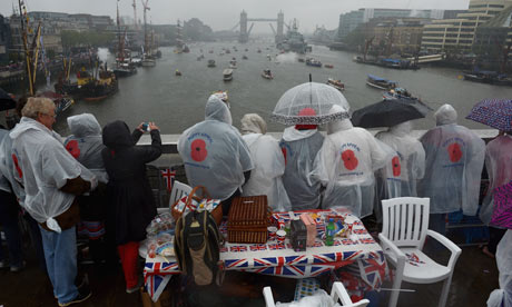 Diamond-Jubilee---Thames--008.jpg