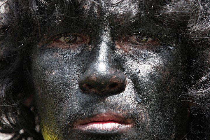 24 hours: protest outside the Asian Development Bank in Philippines