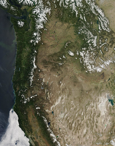 Satellie Eye on Earth: clear skies above the Pacific Northwest from Washington to Utah