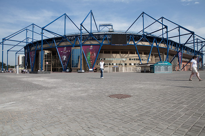 Ukraine homeless: METALIST_1.jpg