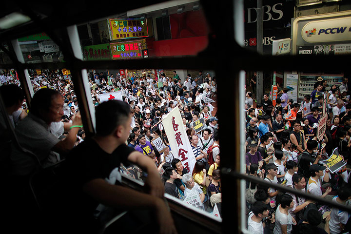 Hong Kong demonstrations: The view from inside a tram of thousands of pro-democracy demonstrators