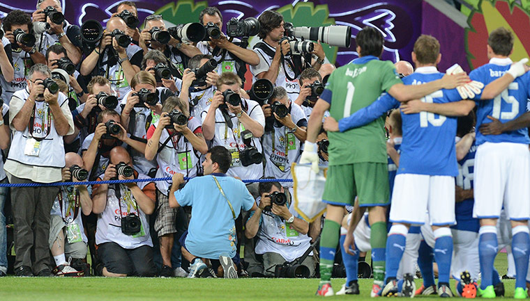 sport4: Photograpers take pictures of the Italia