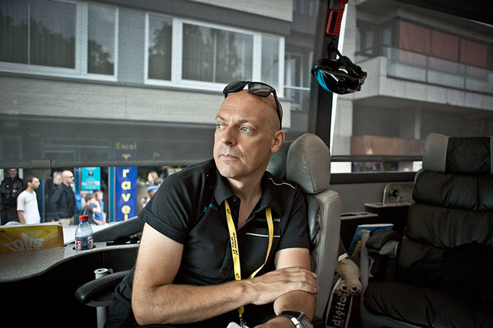 Wiggins: Dave Brailsford on the team bus