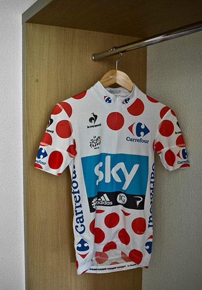 Wiggins: red spotted jersey 