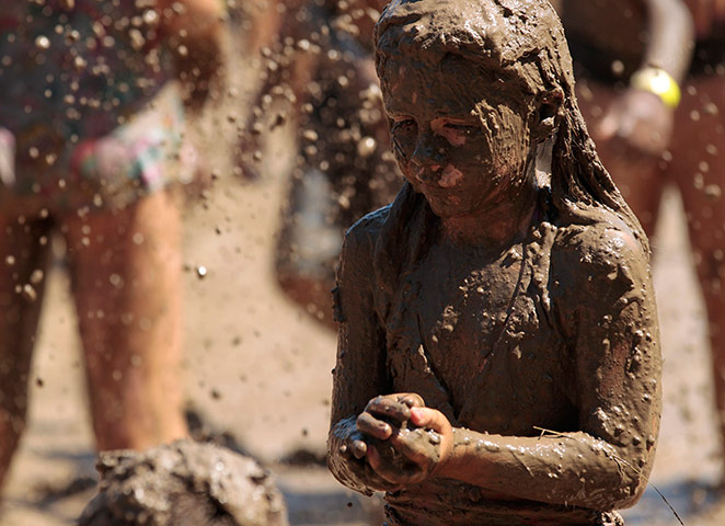 Mud day in Michigan : Mud day in Michigan