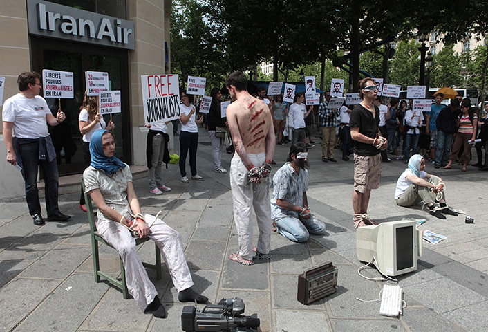 Iran reporters: Reporters Without Borders (Reporters San