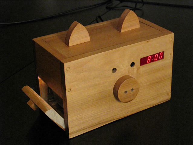 bacon: Wake-n-Bacon Alarm Clock